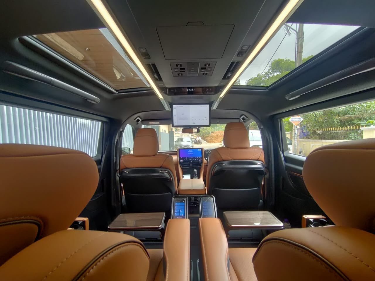 Premium passenger cabin