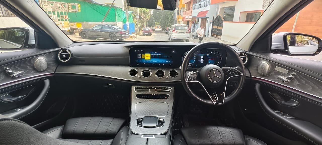 Mercedes cockpit