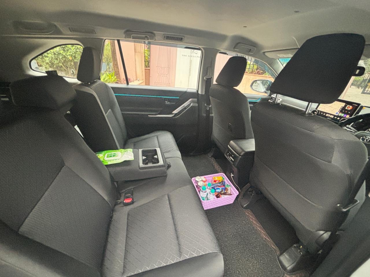 MPV passenger cabin